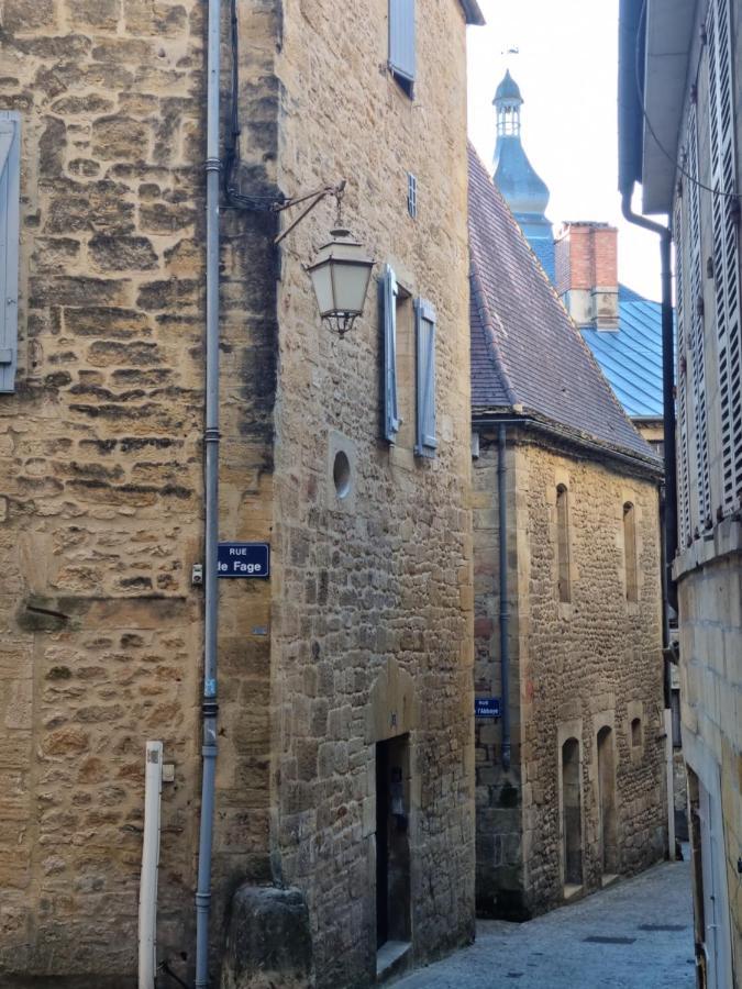 La Maison De Lily Au Coeur De La Cite Medievale Sarlat-la-Caneda Exterior photo